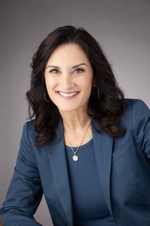 Elisa Steele